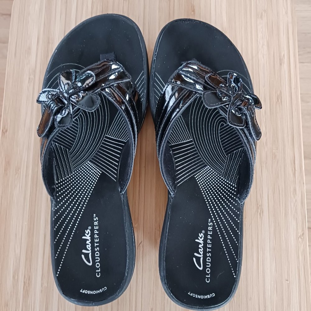 Clarks Cloudsteppers Sandals Sz 9